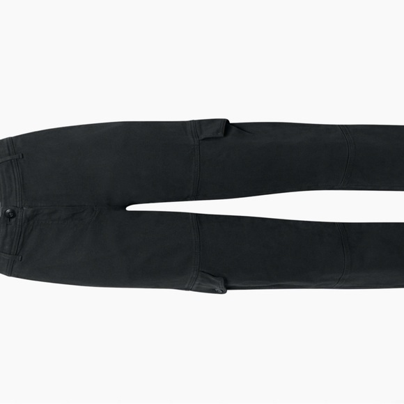 Aritzia Pants - Aritiza Maeve cargo pant